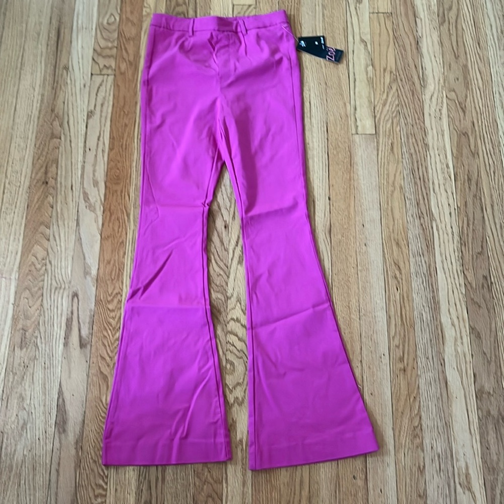 Women’s pink bellbottoms panta size medium NWT